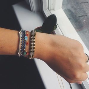 ‼️Unique black and gold diamond detailed bracelet